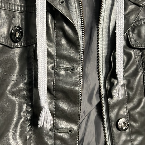 GI SONO by CAVALINI Vegan Leather Vest - Picture 12 of 13